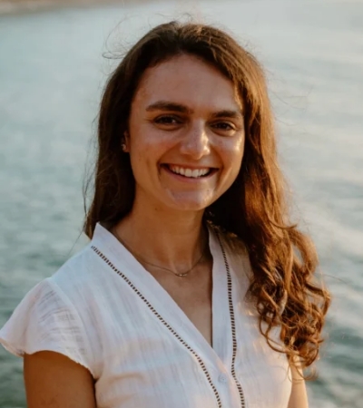 Becca-Dugan-DPT-Pediatric-Physical-Therapist-Pioneer-Therapy-Chicago-IL