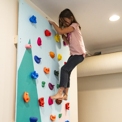 Family-Stressors-Pioneer-Therapy-Chicago-IL